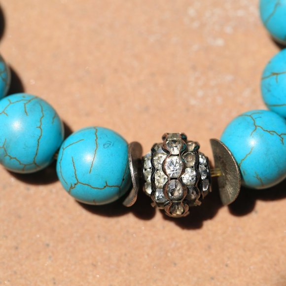 Turquoise Bead & Crystal Cluster Bracelet - Picture 2 of 5